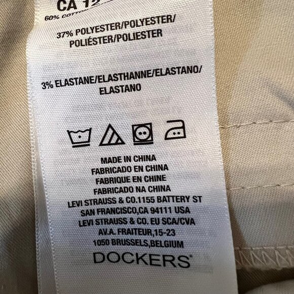 Dockers Metro Capris-NWT-Khaki Diem Straight Size 12 Women's -Stretch-Casual - Picture 14 of 15